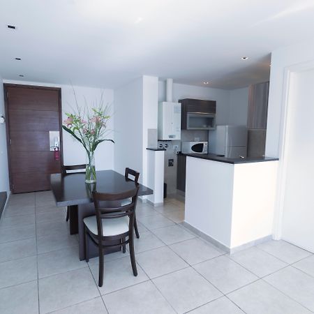 Amerian Carlos Paz & Suites Вила Карлос Пас Екстериор снимка