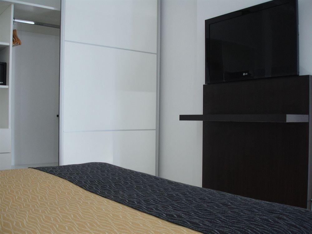 Amerian Carlos Paz & Suites Вила Карлос Пас Екстериор снимка