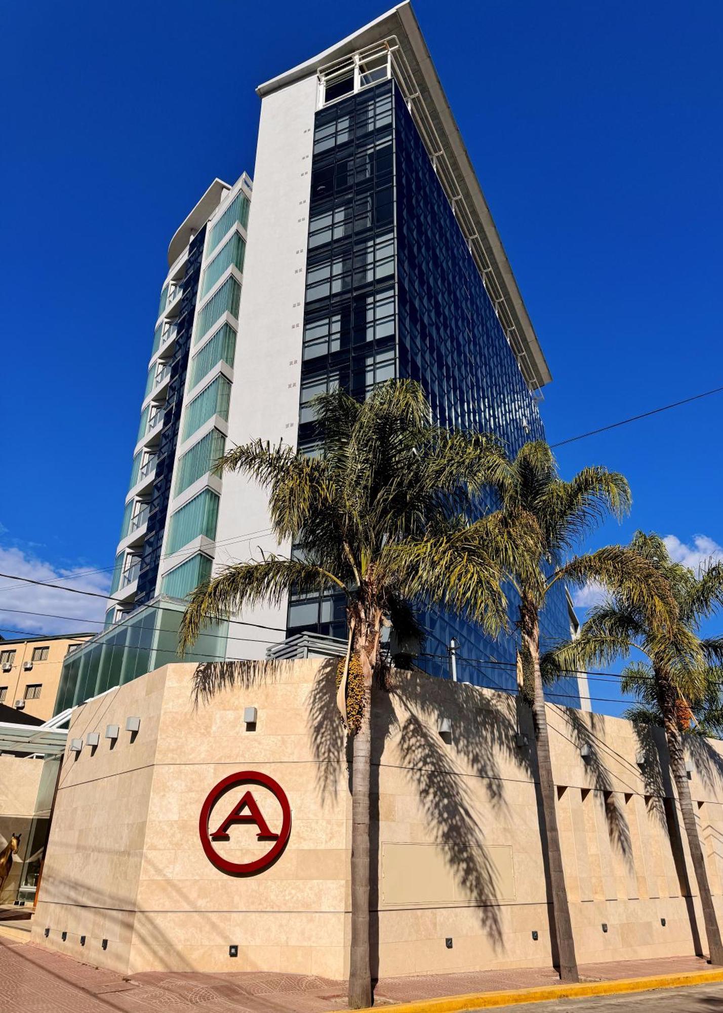 Amerian Carlos Paz & Suites Вила Карлос Пас Екстериор снимка