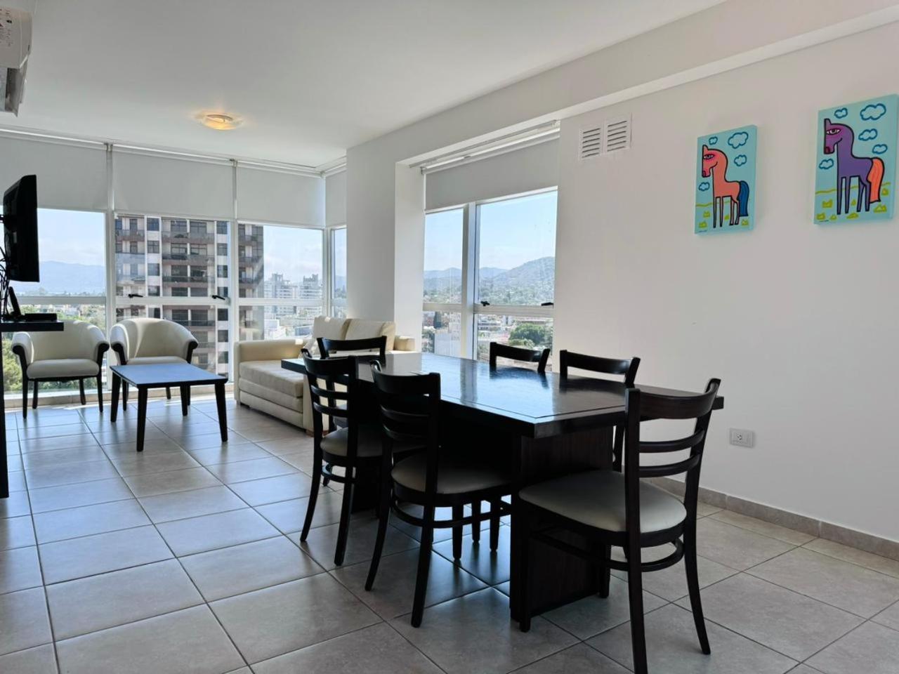 Amerian Carlos Paz & Suites Вила Карлос Пас Екстериор снимка